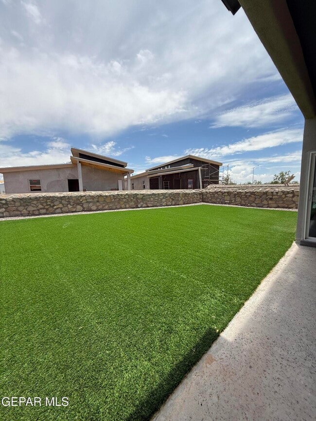 Building Photo - 7412 Rio Rimac Dr