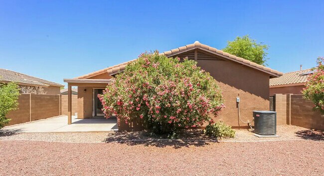 Building Photo - 42275 W Bunker Dr