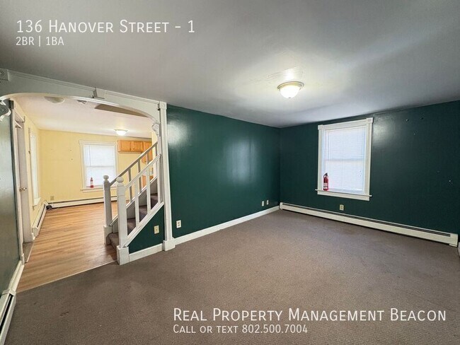 Building Photo - 136 Hanover St