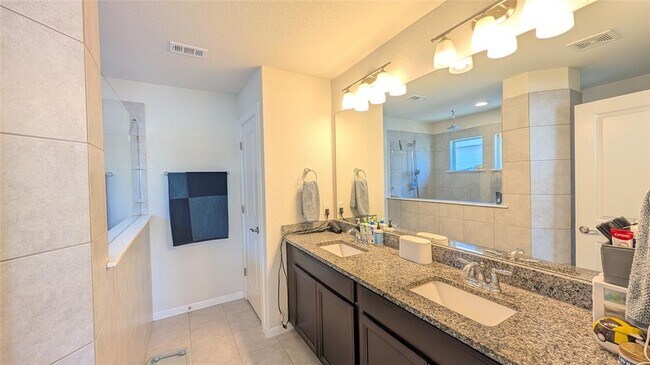 Building Photo - 14115 Eucalyptus Bnd