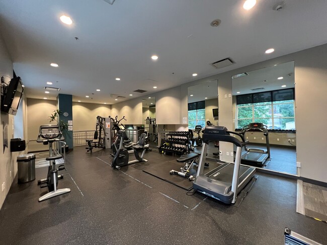 Building Photo - Little Italy LOCATION! Luxury 18th Floor W...