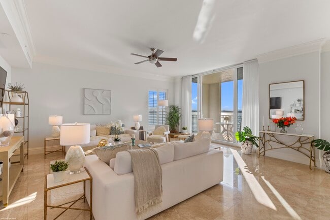 Building Photo - 5310 N Ocean Dr
