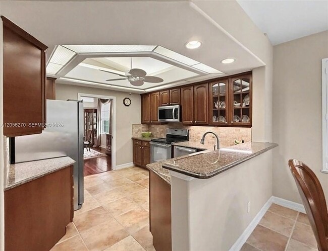 Building Photo - 8390 Big Acorn Cir