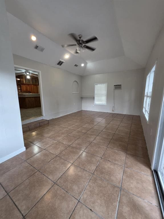 Building Photo - 6109 Saxon Dr
