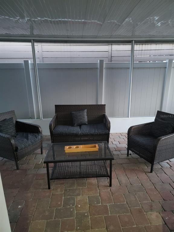 Building Photo - 2302 Rochelle Ave