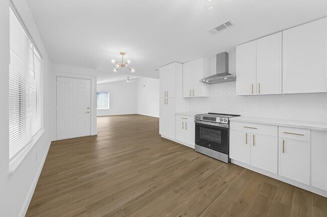 Building Photo - 23939 Griffin House Ln