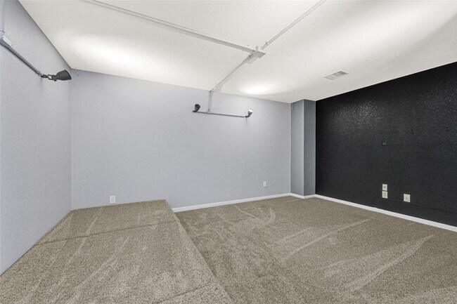 Building Photo - 29467 Iris Bloom Ct