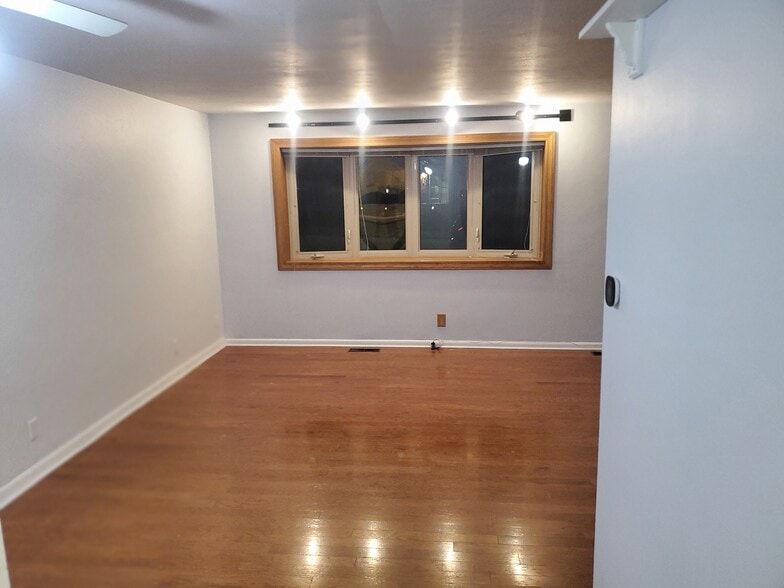Building Photo - 2267 Candlewood Dr