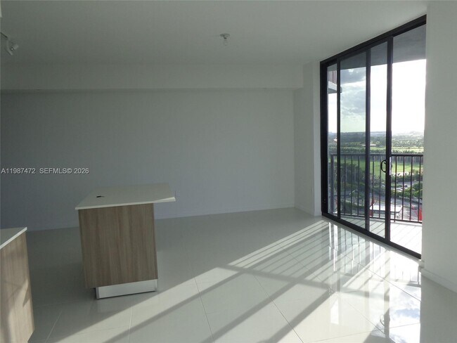 Building Photo - 5300 Paseo Blvd