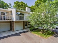 Building Photo - 17494 Pond Cir
