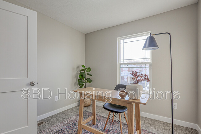 Building Photo - 2913 S Harvard Ave