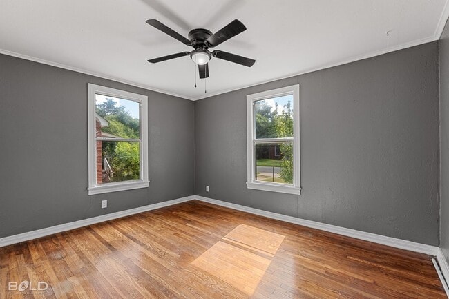 Building Photo - Home For Rent!