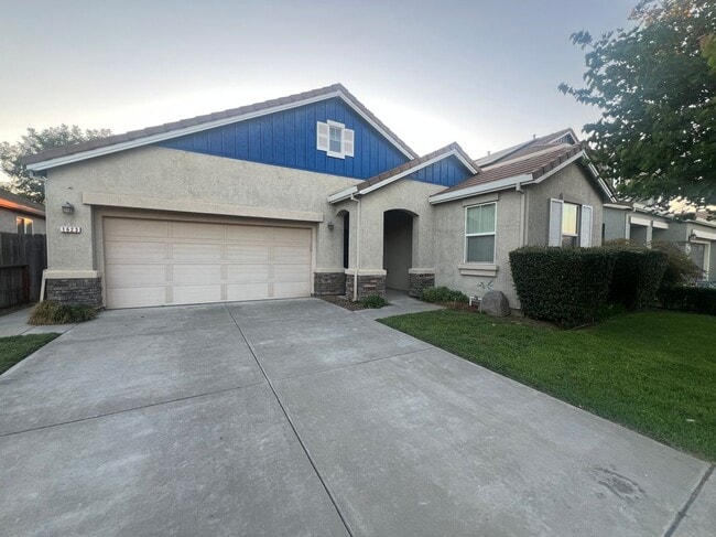 Primary Photo - 1623 Bermuda Ln