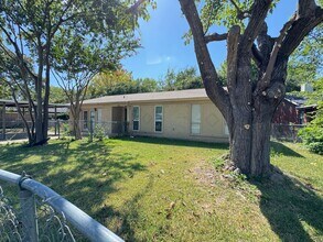 Building Photo - Cozy Living Near Rockwall Lake