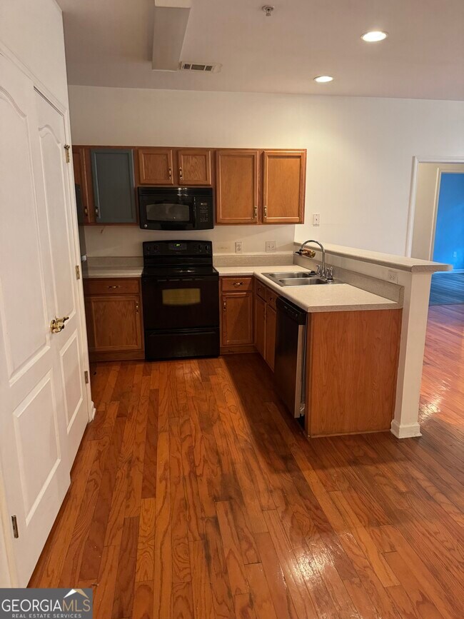 Building Photo - 7712 Autry Cir