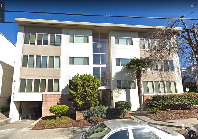 Primary Photo - 2519 Parker St