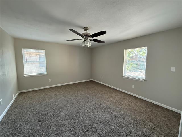 Building Photo - 2820 Oates Dr