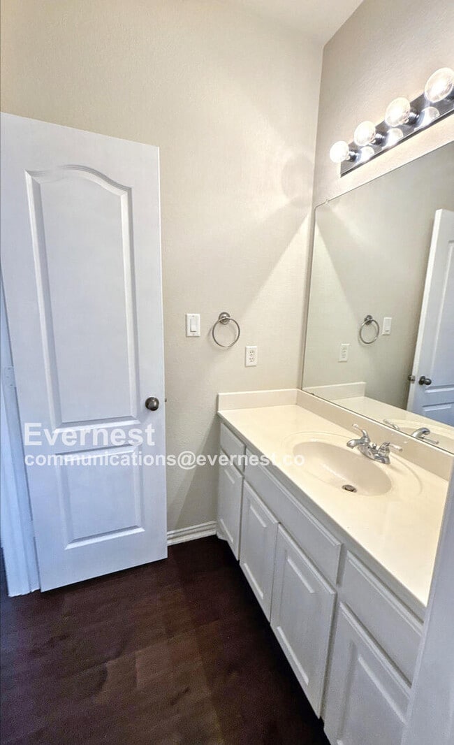 Building Photo - 4633 San Marcos Way