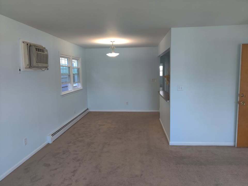 Building Photo - 809 Kennedy Blvd