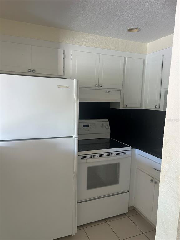 Building Photo - 1231 SE 1st St