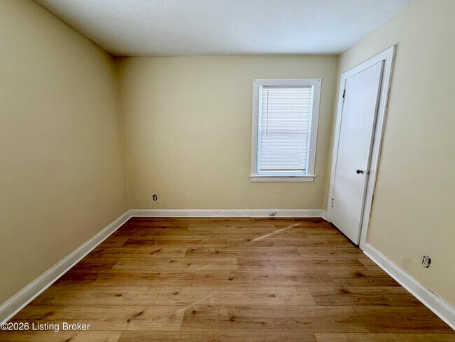 Building Photo - 4309 Elliott Ave