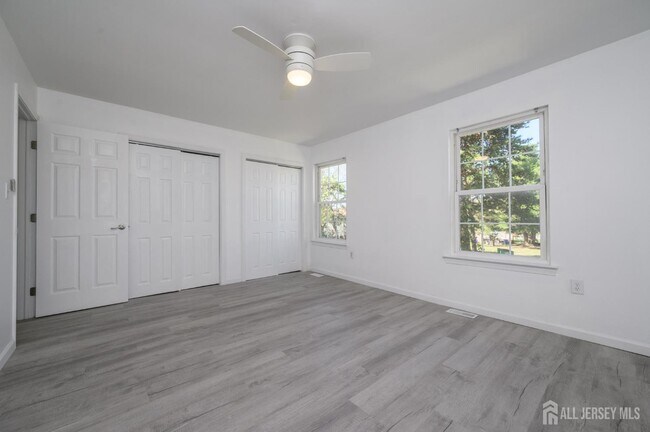 Building Photo - 805 Darlington Dr