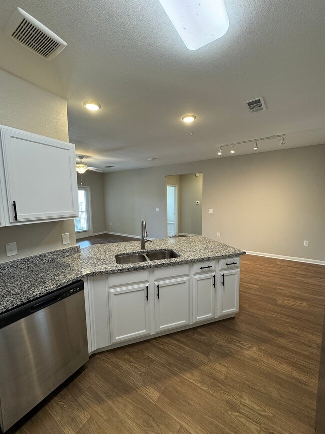 Building Photo - 1031 FM2931