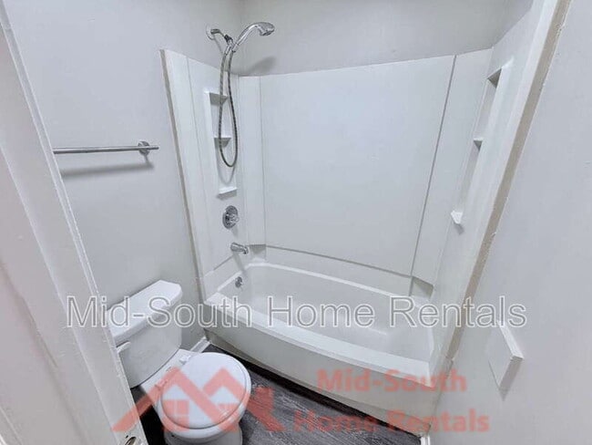 Building Photo - 6419 Ashton Rd