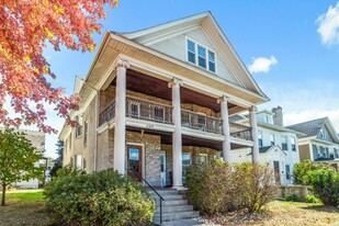 Building Photo - 2209 Pleasant, Llc