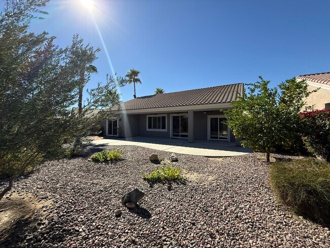 Building Photo - 36582 Crown St