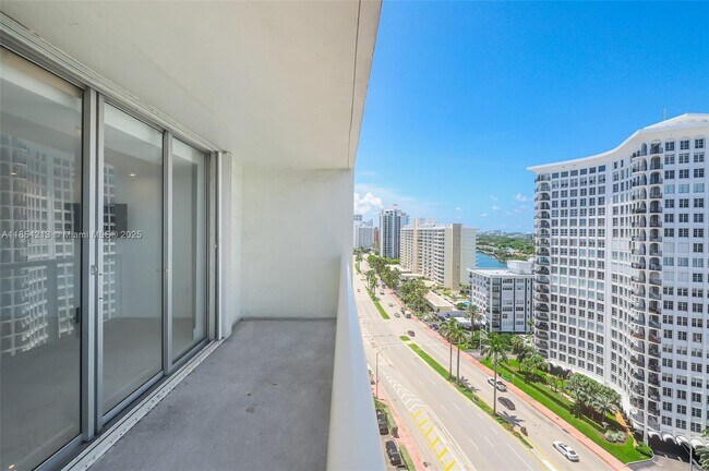 Building Photo - 5701 Collins Ave