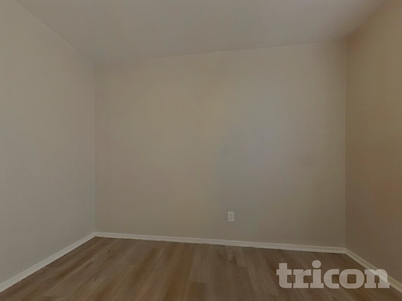 Building Photo - 12306 N Palm St