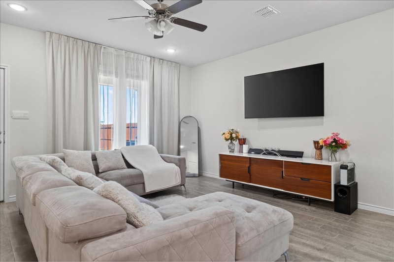 Building Photo - 8129 Trudy Ln