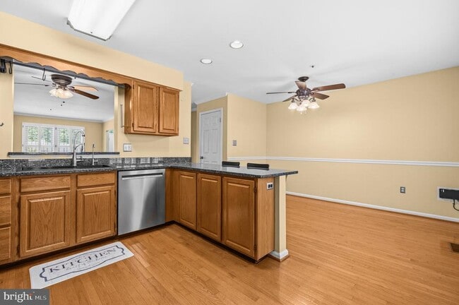 Building Photo - 6837 Malton Ct