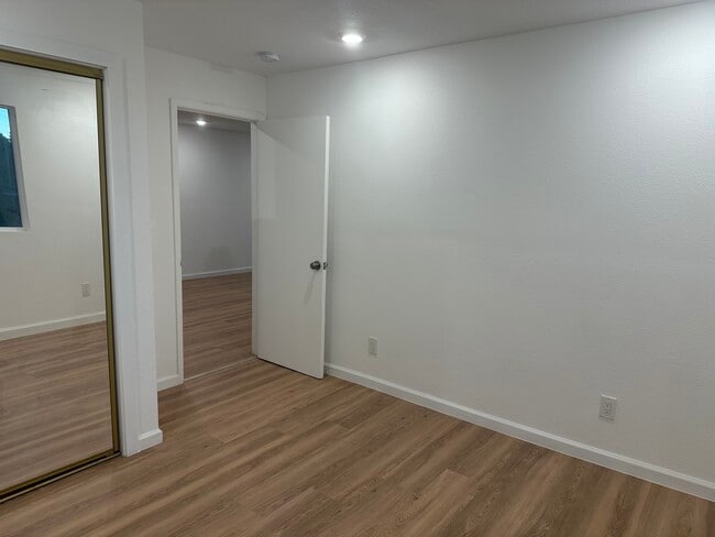 Building Photo - Phillips Lane