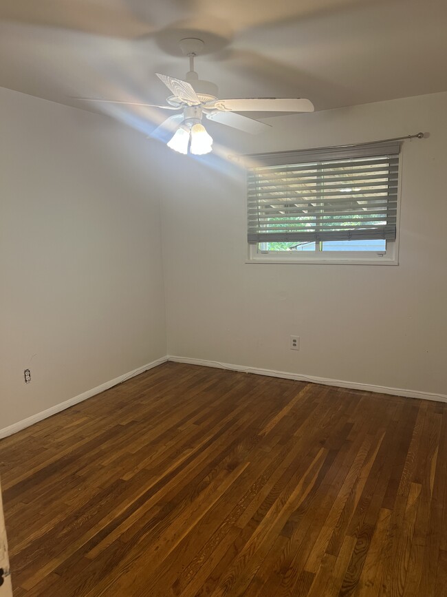 Building Photo - 3012 Oxon Run Ct