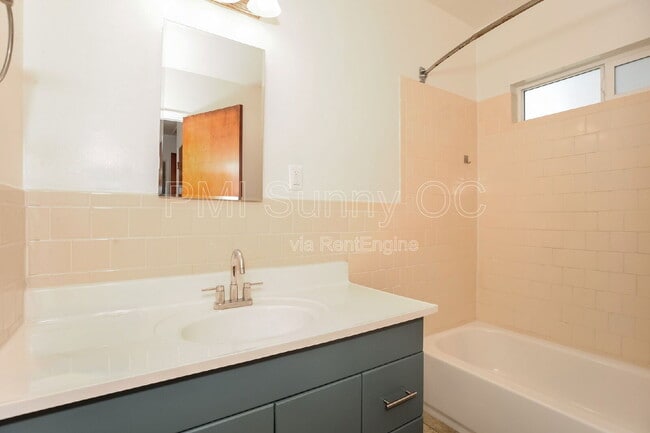 Building Photo - 2256 McNab Ave