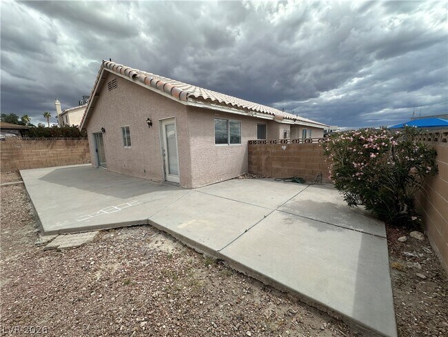 Building Photo - 6504 Eagle Creek Ln