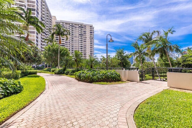 Building Photo - 600 Three Islands Boulevard