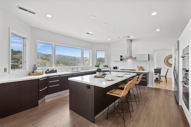 Building Photo - 12637 Star Ridge Ct