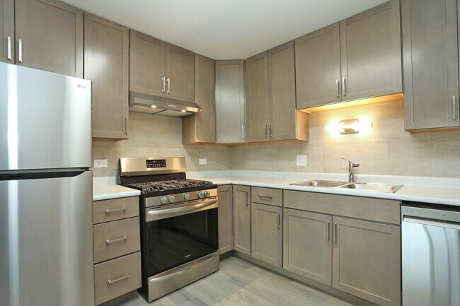 Building Photo - 660 Cumberland Trail