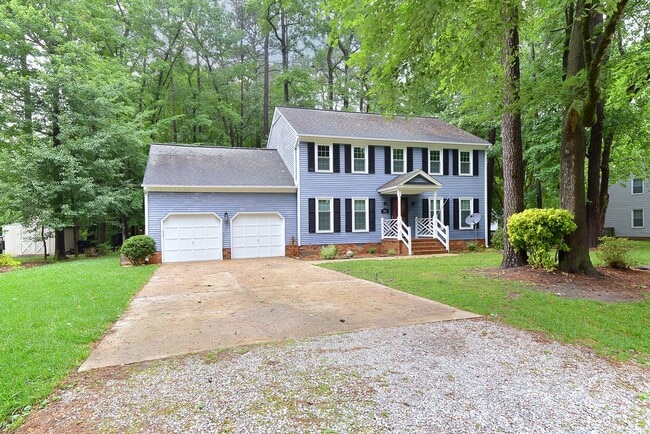 Primary Photo - Nicely updated in Quiet Cul-de-sac