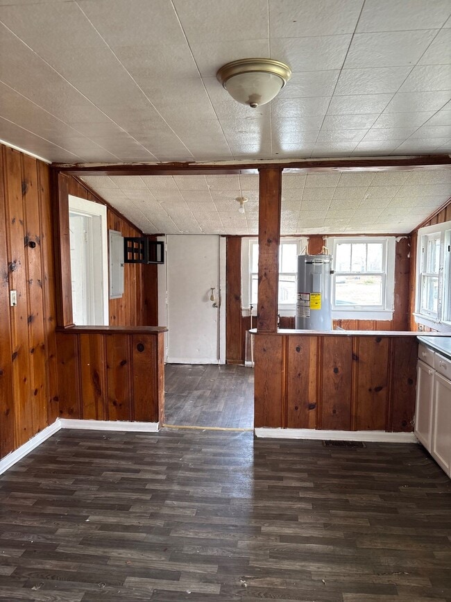 Building Photo - 513 S 19th Ave