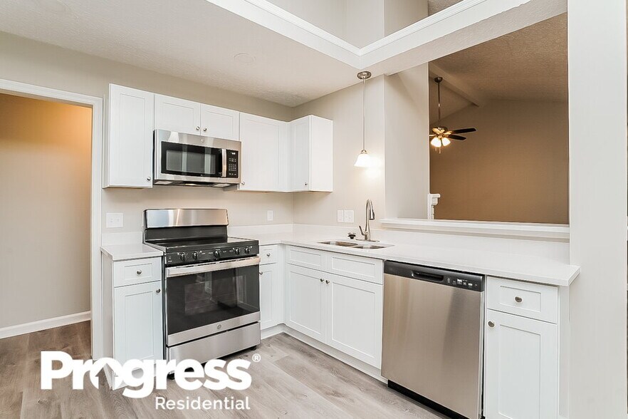 Building Photo - 103 Silver Maple Ct