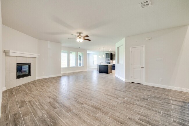Building Photo - 1216 Blanco Trl