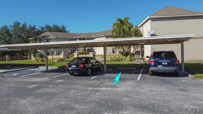 Building Photo - 2625 Heathcote Dr