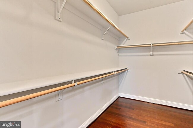 Building Photo - 6526 Dearborn Dr