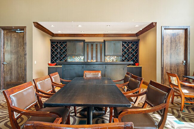 Building Photo - 690 Pacific Grove Dr