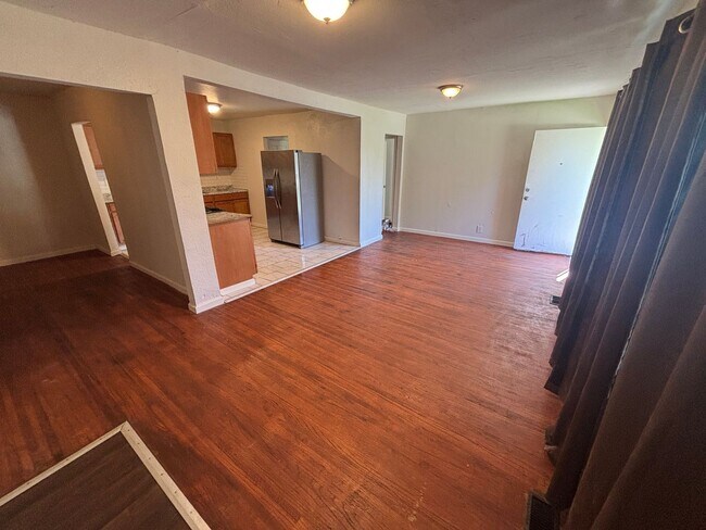Building Photo - Tulsa Single Family Home for Rent 3 beds 2 bath