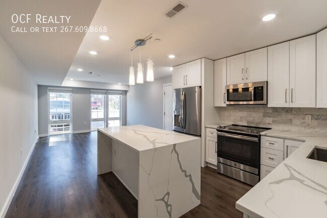 Building Photo - 749 N 20th St